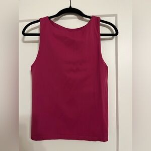 Elegant Sleeveless Magenta Top